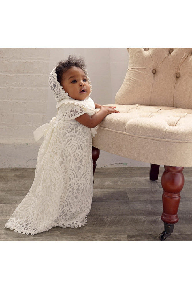 Elegant Lace Sleeveless Christening Gown with Bonnet 4