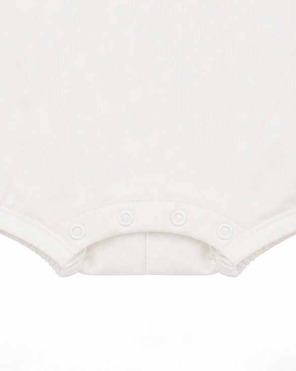 Carriage Boutique white sleeveless sailboat smocked bubble with snap closures. Soft fabric for baby.