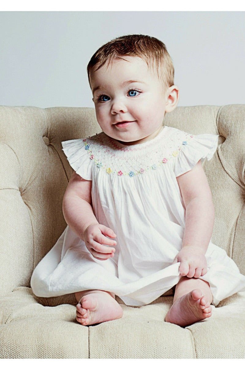 Vintage Hand Smocked Floral Baby Girl Bishop Dress – Carriage Boutique Vintage Hand Smocked Floral Baby Girl Bishop Dress – Carriage Boutique